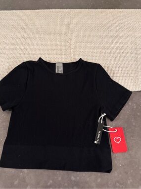 Black Ribbed Crop Top - Women's